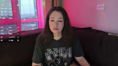 Snapshot of monicarocket chatting on November 29, 2025, 11:13 am Monica online show from November 29, 2025, 11:13 am