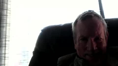 Snapshot of monkeedance chatting on December 1, 2024, 8:09 pm Monkee Dance online show from December 1, 2024, 8:09 pm