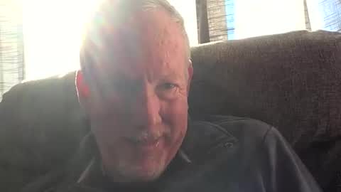 Snapshot of monkeedance chatting on January 8, 2025, 10:06 pm Monkee Dance online show from January 8, 2025, 10:06 pm