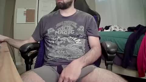 monkey_4u online show from July 4, 2026, 1:28 pm