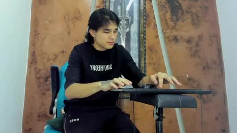 monky_0002 online show from July 15, 2026, 3:45 am