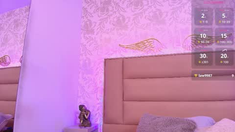 Snapshot of monserrat_towers chatting on October 31, 2025, 2:29 pm Adriana online show from October 31, 2025, 2:29 pm