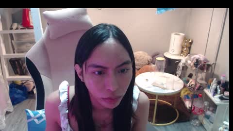 Snapshot of monstercockselfsuck chatting on January 19, 2026, 11:25 am ELYSE A SIMPLE GIRL online show from January 19, 2026, 11:25 am