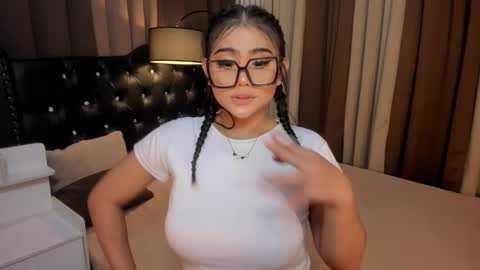 Snapshot of monstrouscockdivaontop chatting on January 27, 2025, 2:46 pm Ruthie online show from January 27, 2025, 2:46 pm