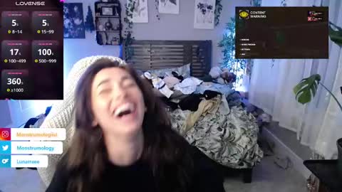 Snapshot of monstrumologist chatting on December 19, 2024, 12:24 am Lydia Mooney online show from December 19, 2024, 12:24 am