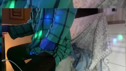 montydxxx2 online show from May 19, 2026, 1:56 am
