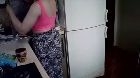 moodiemira online show from March 27, 2026, 1:33 pm