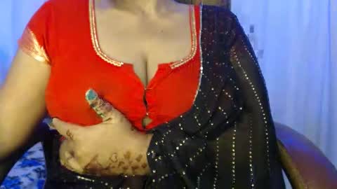 Maya online show from October 31, 2025, 11:44 am