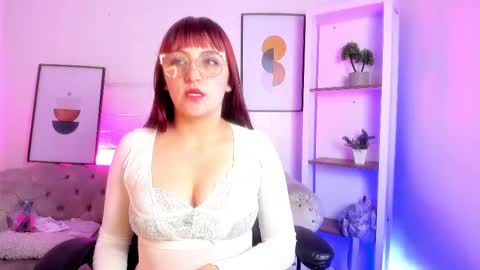 Moon224  online show from March 12, 2025, 1:40 pm