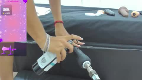 Snapshot of moon78max chatting on September 29, 2025, 11:48 am moon78max online show from September 29, 2025, 11:48 am