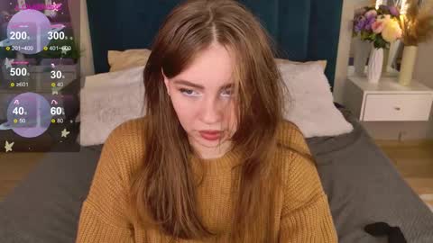 Snapshot of moon__bunny chatting on October 5, 2025, 3:10 pm Moon Bunny online show from October 5, 2025, 3:10 pm