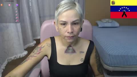Snapshot of moon_cat85 chatting on June 28, 2026, 1:39 pm Luna online show from June 28, 2026, 1:39 pm