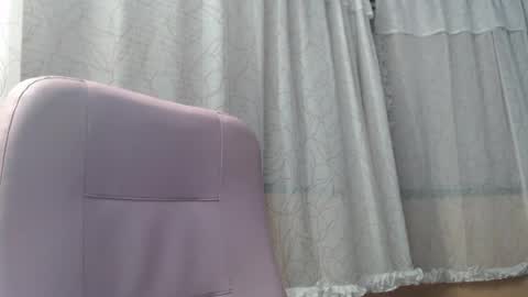 Snapshot of moon_cat85 chatting on July 12, 2026, 11:51 pm Luna online show from July 12, 2026, 11:51 pm