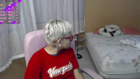 Snapshot of moon_cat85 chatting on July 18, 2026, 8:56 pm Luna online show from July 18, 2026, 8:56 pm