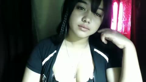 Snapshot of moon_of_desirexx chatting on September 20, 2025, 9:32 am Joy online show from September 20, 2025, 9:32 am