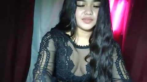 Snapshot of moon_of_desirexx chatting on November 7, 2025, 9:04 pm Joy online show from November 7, 2025, 9:04 pm