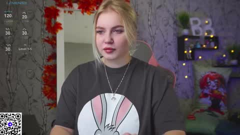 Emilia online show from October 14, 2025, 9:10 am