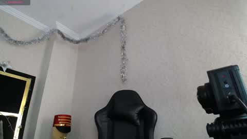 Moon Water   online show from January 19, 2026, 10:52 am