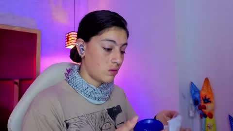 Snapshot of moon_winy chatting on May 29, 2026, 10:13 am Winy online show from May 29, 2026, 10:13 am