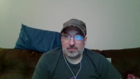 Snapshot of moondrake26 chatting on December 25, 2024, 5:16 am moondrake26 online show from December 25, 2024, 5:16 am
