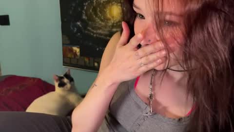 Snapshot of moonfaced_ chatting on March 25, 2026, 5:41 pm Ann online show from March 25, 2026, 5:41 pm