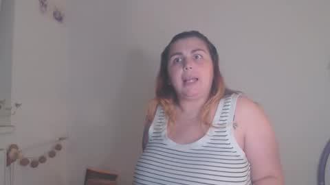 MoonFox  online show from September 24, 2025, 2:48 am