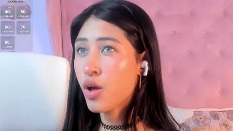 Snapshot of moonlight_brat chatting on March 4, 2026, 5:02 am Ivy online show from March 4, 2026, 5:02 am