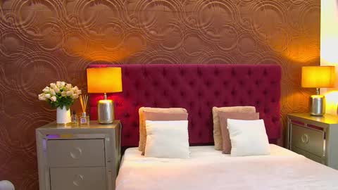 Snapshot of moonligt_iris chatting on November 18, 2025, 6:18 am moonligt_iris online show from November 18, 2025, 6:18 am