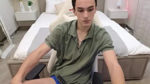 Stan online show from November 26, 2025, 8:04 am