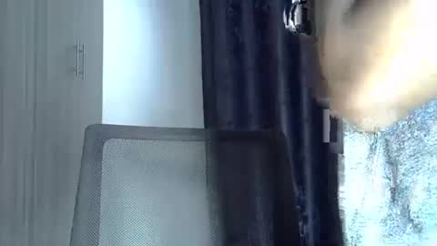 Moonlitdesire0 online show from January 5, 2026, 7:39 pm