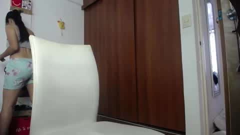 Snapshot of moonlunita chatting on February 5, 2026, 7:07 pm moonlunita online show from February 5, 2026, 7:07 pm