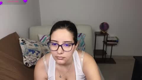 Moon Woman online show from January 19, 2026, 1:42 am