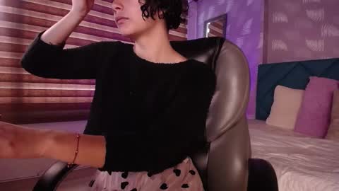 Michelle online show from February 22, 2025, 1:35 pm