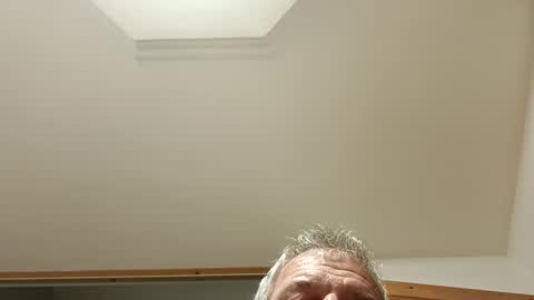 moos1 online show from September 22, 2025, 1:07 am