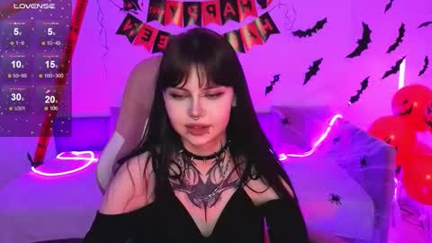 Morana online show from October 28, 2025, 2:37 am