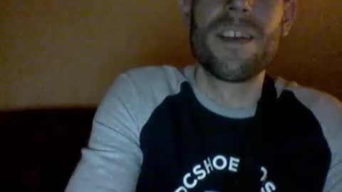 Snapshot of morenikoo26 chatting on October 15, 2025, 5:24 pm morenikoo26 online show from October 15, 2025, 5:24 pm