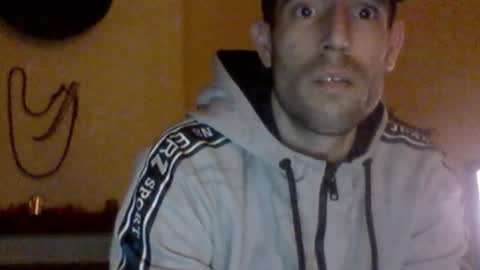 Snapshot of morenikoo26 chatting on November 7, 2025, 6:24 am morenikoo26 online show from November 7, 2025, 6:24 am