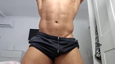 Snapshot of moreno1muscular chatting on May 19, 2026, 5:36 am moreno1muscular online show from May 19, 2026, 5:36 am