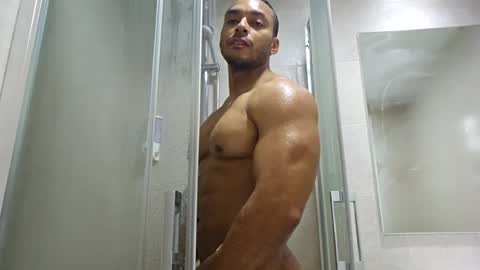 Snapshot of moreno1muscular chatting on July 30, 2026, 4:55 am moreno1muscular online show from July 30, 2026, 4:55 am