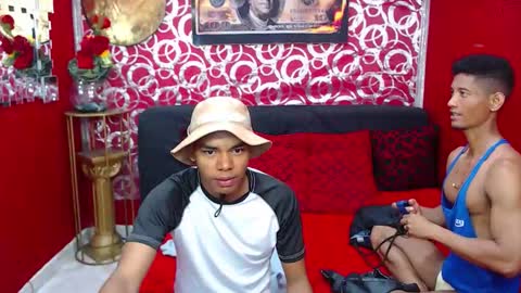 duohot23 online show from October 6, 2025, 7:22 pm