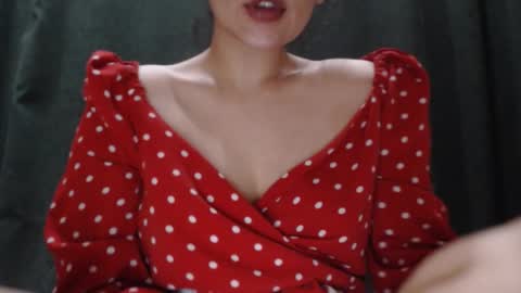 monika online show from December 22, 2025, 6:38 pm