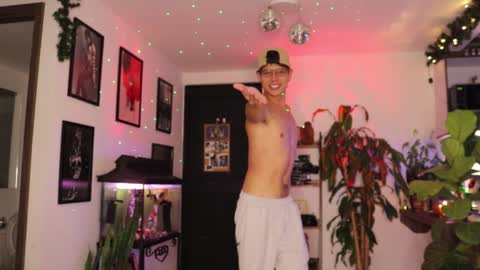   online show from January 21, 2025, 3:48 am