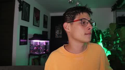   online show from February 7, 2025, 1:04 am