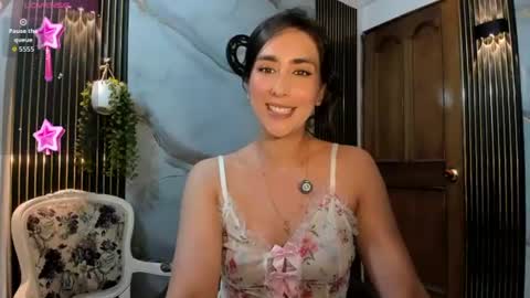 Snapshot of moriahhoe chatting on June 16, 2026, 7:27 pm Moriah online show from June 16, 2026, 7:27 pm