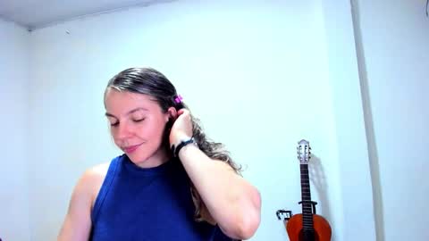 Snapshot of morning_littlestart chatting on November 7, 2025, 2:33 am Morning start online show from November 7, 2025, 2:33 am