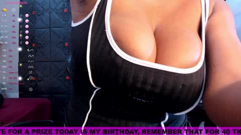 Snapshot of morochaa_fire chatting on December 30, 2024, 9:37 am Morocha online show from December 30, 2024, 9:37 am
