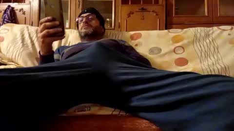 Snapshot of mospeleu chatting on December 10, 2024, 9:55 am Nomadu online show from December 10, 2024, 9:55 am