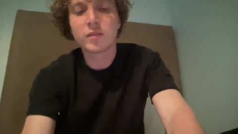 Snapshot of mosterr325 chatting on December 20, 2024, 12:05 pm mosterr325 online show from December 20, 2024, 12:05 pm