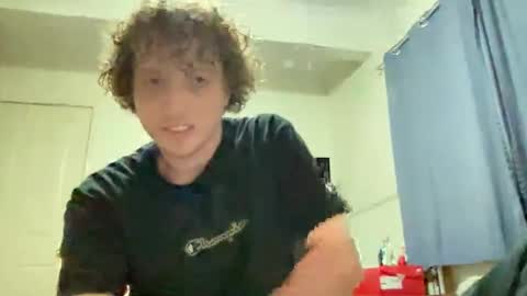 Snapshot of mosterr325 chatting on January 12, 2025, 12:12 pm mosterr325 online show from January 12, 2025, 12:12 pm