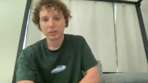 Snapshot of mosterr325 chatting on February 20, 2025, 9:09 pm mosterr325 online show from February 20, 2025, 9:09 pm